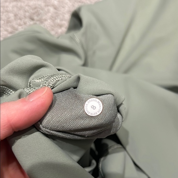 Align Lululemon leggings - Picture 3 of 4